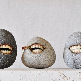 Paris Art Web - Sculpture - Hirotoshi Ito - Three Laughing Stones