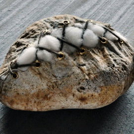 Paris Art Web - Sculpture - Hirotoshi Ito - Stuffed Stone V