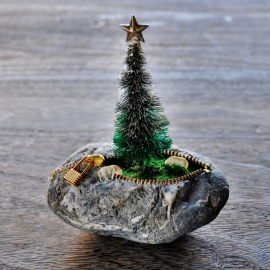 Paris Art Web - Sculpture - Hirotoshi Ito - Christmas Tree